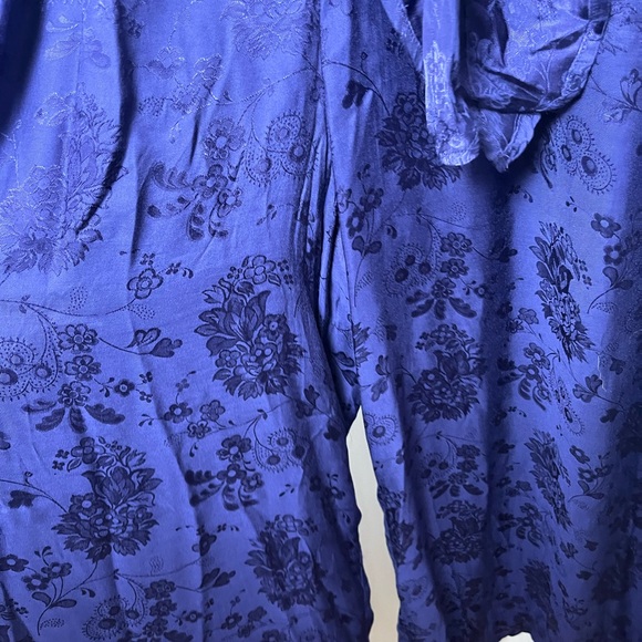 BUCKETLIST Clothing Women's Front Tie Button Down Jumpsuit Jacquard Navy L - Picture 6 of 11